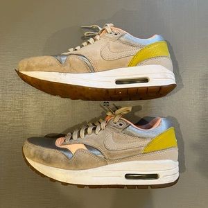 Nike Air max 1 Womens Rare Sneaker